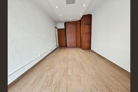 Casa para alugar com 900m², 5 quartos e 5 vagasSuíte 2