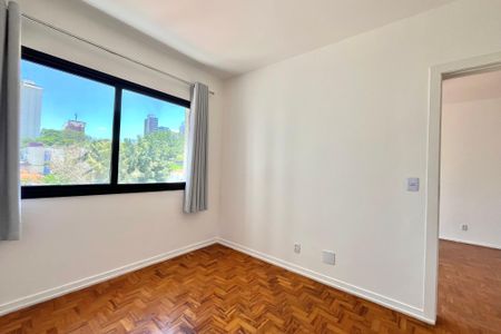 Apartamento para alugar com 42m², 1 quarto e 1 vagaQuarto