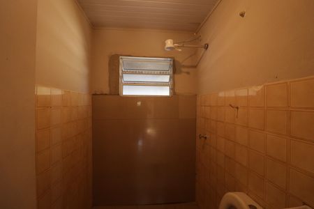 Casa para alugar com 110m², 2 quartos e 1 vagaBanheiro