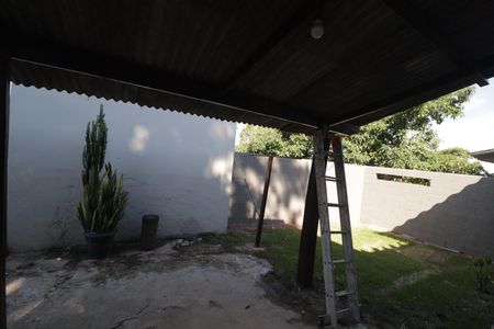 Casa para alugar com 110m², 2 quartos e 1 vagaQuintal