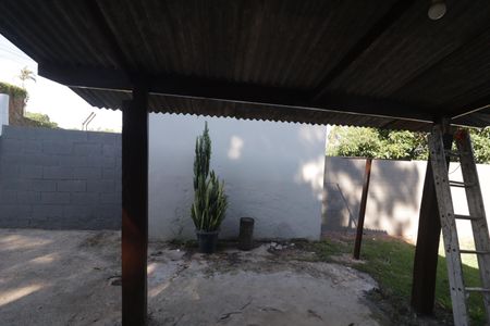 Casa para alugar com 110m², 2 quartos e 1 vagaQuintal
