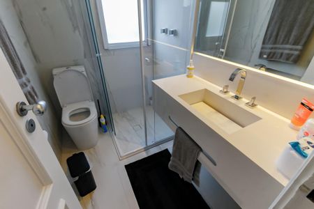 Casa de condomínio à venda com 440m², 3 quartos e 6 vagasBanheiro da Suíte 3