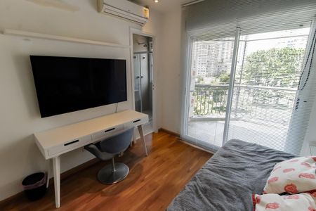 Casa de condomínio à venda com 440m², 3 quartos e 6 vagasSuíte 2