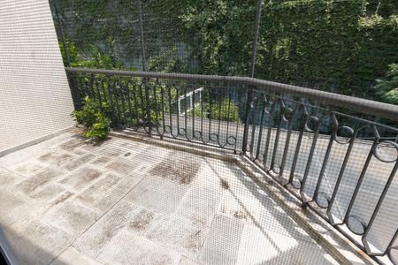 Casa de condomínio à venda com 440m², 3 quartos e 6 vagasVaranda - Suíte 1