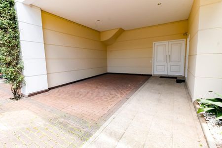 Casa de condomínio à venda com 440m², 3 quartos e 6 vagasGaragem