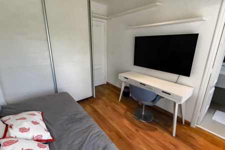 Casa de condomínio à venda com 440m², 3 quartos e 6 vagasSuíte 2