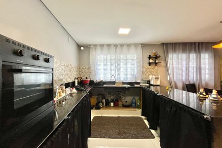 Apartamento à venda com 145m², 3 quartos e 3 vagasCozinha