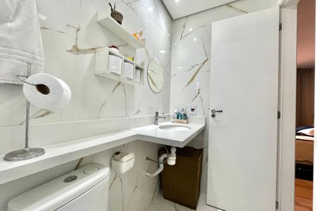 Apartamento à venda com 145m², 3 quartos e 3 vagasBanheiro da Suíte