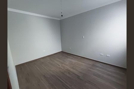 Casa à venda com 3 quartos, 150m² em Vila Scarpelli, Santo André