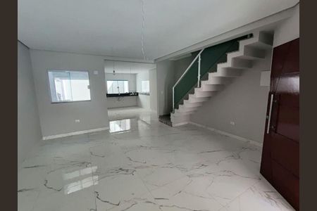 Casa à venda com 3 quartos, 150m² em Vila Scarpelli, Santo André