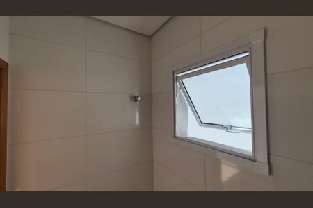 Casa à venda com 85m², 2 quartos e 2 vagasBanheiro