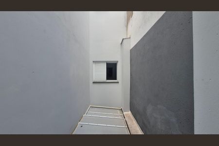 Casa à venda com 85m², 2 quartos e 2 vagasVista