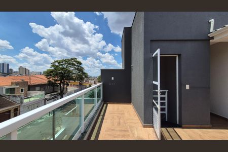 Casa à venda com 85m², 2 quartos e 2 vagasCobertura