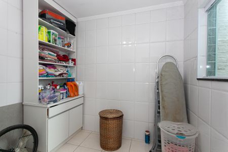 Casa de condomínio à venda com 162m², 3 quartos e 2 vagas Casa de condomínio à venda com 162m², 3 quartos e 2 vagasQuarto de Serviço