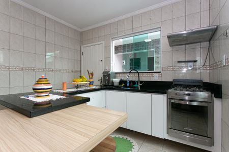 Casa de condomínio à venda com 162m², 3 quartos e 2 vagas Casa de condomínio à venda com 162m², 3 quartos e 2 vagasCozinha