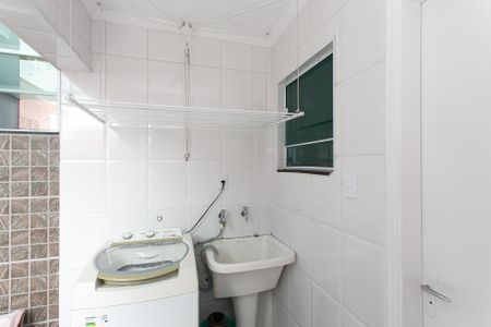 Casa de condomínio à venda com 162m², 3 quartos e 2 vagas Casa de condomínio à venda com 162m², 3 quartos e 2 vagasÁrea de Serviço