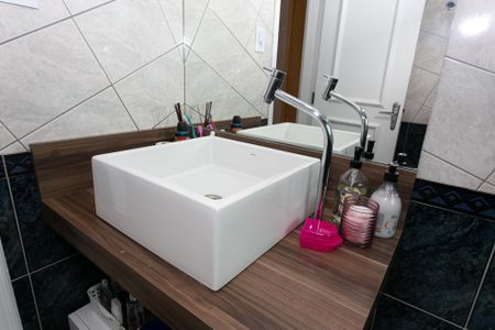 Casa de condomínio à venda com 162m², 3 quartos e 2 vagas Casa de condomínio à venda com 162m², 3 quartos e 2 vagasBanheiro da Suíte