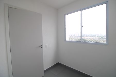 Quarto 2 de apartamento para alugar com 2 quartos, 34m² em Veleiros, São Paulo