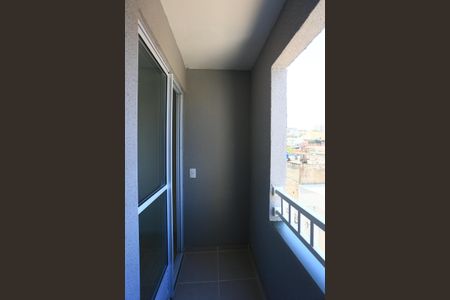 Apartamento para alugar com 36m², 2 quartos e sem vagavaranda