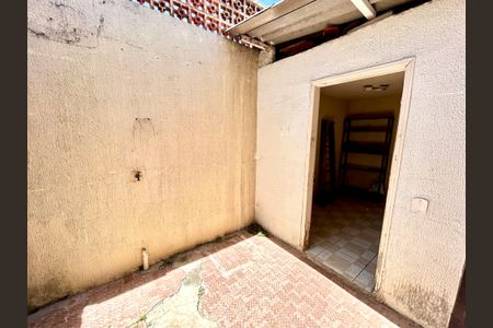 Casa à venda com 150m², 2 quartos e 1 vagaQuintal 