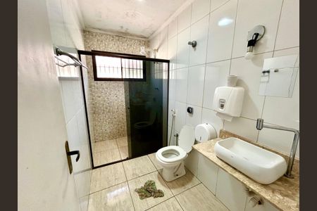 Casa à venda com 150m², 2 quartos e 1 vagaBanheiro 