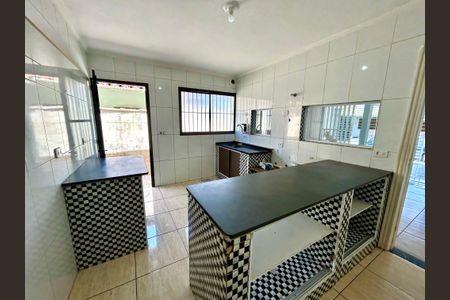 Casa à venda com 150m², 2 quartos e 1 vagaCozinha 