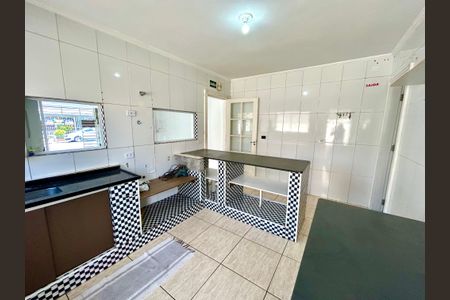 Casa à venda com 150m², 2 quartos e 1 vagaCozinha 