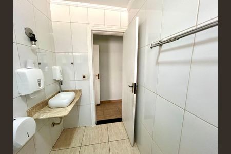 Casa à venda com 150m², 2 quartos e 1 vagaBanheiro 