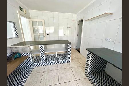 Casa à venda com 150m², 2 quartos e 1 vagaCozinha 