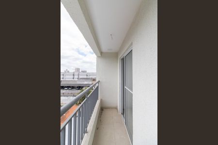 Apartamento à venda com 48m², 2 quartos e 1 vaga Apartamento à venda com 48m², 2 quartos e 1 vagaVaranda e Área de Serviço