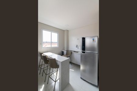 Apartamento à venda com 48m², 2 quartos e 1 vaga Apartamento à venda com 48m², 2 quartos e 1 vagaÁrea Comum - Salão de Festas