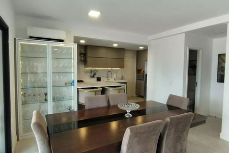 Apartamento à venda com 2 quartos, 120m² em Aclimação, São Paulo
