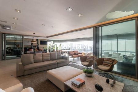 Apartamento à venda com 375m², 4 quartos e 6 vagas