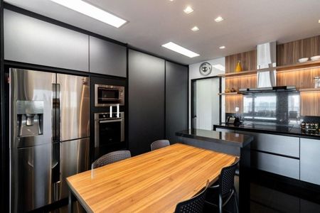 Apartamento à venda com 375m², 4 quartos e 6 vagas