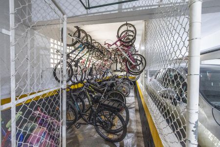 Apartamento à venda com 115m², 3 quartos e 2 vagas Apartamento à venda com 115m², 3 quartos e 2 vagasBicicletário