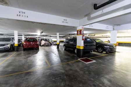 Vagas de Garagem de apartamento à venda com 3 quartos, 115m² em Perdizes, São Paulo