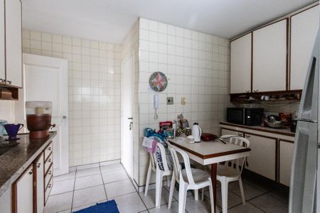 Apartamento à venda com 115m², 3 quartos e 2 vagas Apartamento à venda com 115m², 3 quartos e 2 vagasCozinha