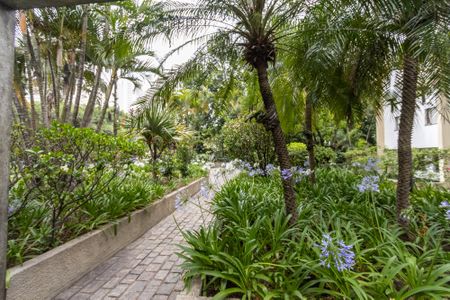 Apartamento à venda com 115m², 3 quartos e 2 vagas Apartamento à venda com 115m², 3 quartos e 2 vagasJardins