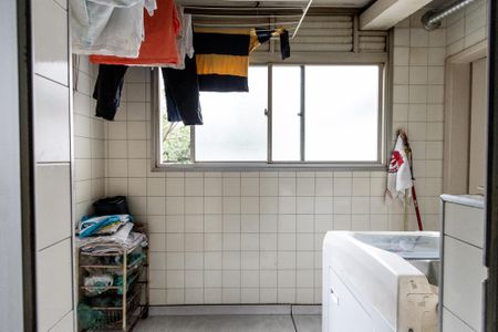 Apartamento à venda com 115m², 3 quartos e 2 vagas Apartamento à venda com 115m², 3 quartos e 2 vagasÁrea de Serviço