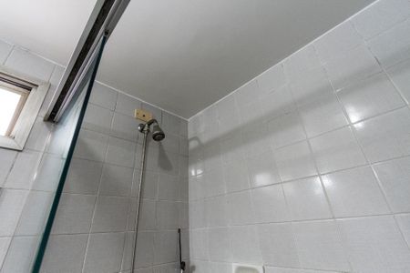 Apartamento à venda com 115m², 3 quartos e 2 vagas Apartamento à venda com 115m², 3 quartos e 2 vagasQuarto 1 - Banheiro da Suite