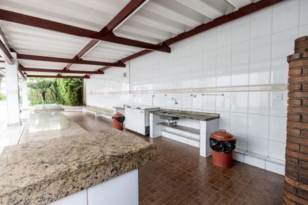 Apartamento à venda com 115m², 3 quartos e 2 vagas Apartamento à venda com 115m², 3 quartos e 2 vagasChurrasqueira