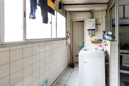 Apartamento à venda com 115m², 3 quartos e 2 vagas Apartamento à venda com 115m², 3 quartos e 2 vagasÁrea de Serviço