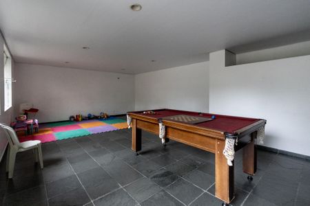Apartamento à venda com 115m², 3 quartos e 2 vagas Apartamento à venda com 115m², 3 quartos e 2 vagasSala de Jogos