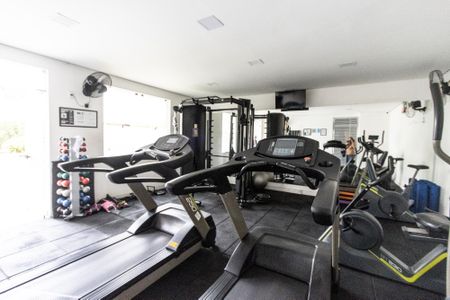 Apartamento à venda com 115m², 3 quartos e 2 vagas Apartamento à venda com 115m², 3 quartos e 2 vagasAcademia