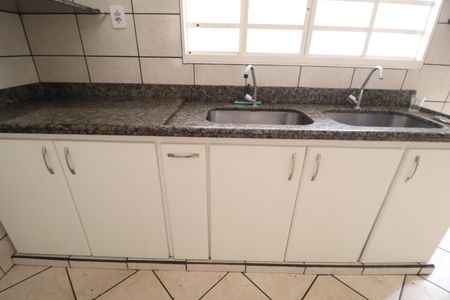 Casa para alugar com 140m², 3 quartos e 3 vagasCozinha