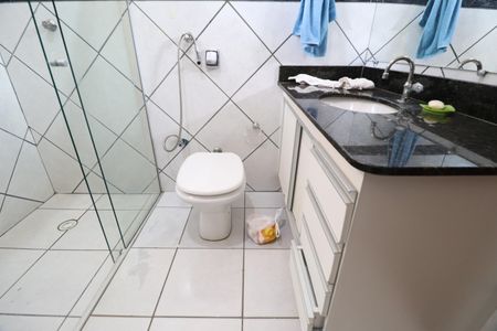 Casa para alugar com 140m², 3 quartos e 3 vagasBanheiro