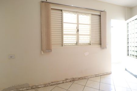 Casa para alugar com 140m², 3 quartos e 3 vagasSala