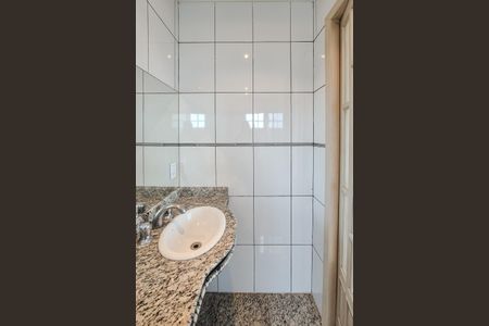 Casa à venda com 253m², 4 quartos e 2 vagasBanheiro da Suíte 3