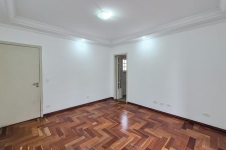 Casa à venda com 253m², 4 quartos e 2 vagasSuíte 1