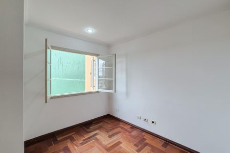 Casa à venda com 253m², 4 quartos e 2 vagasQuarto